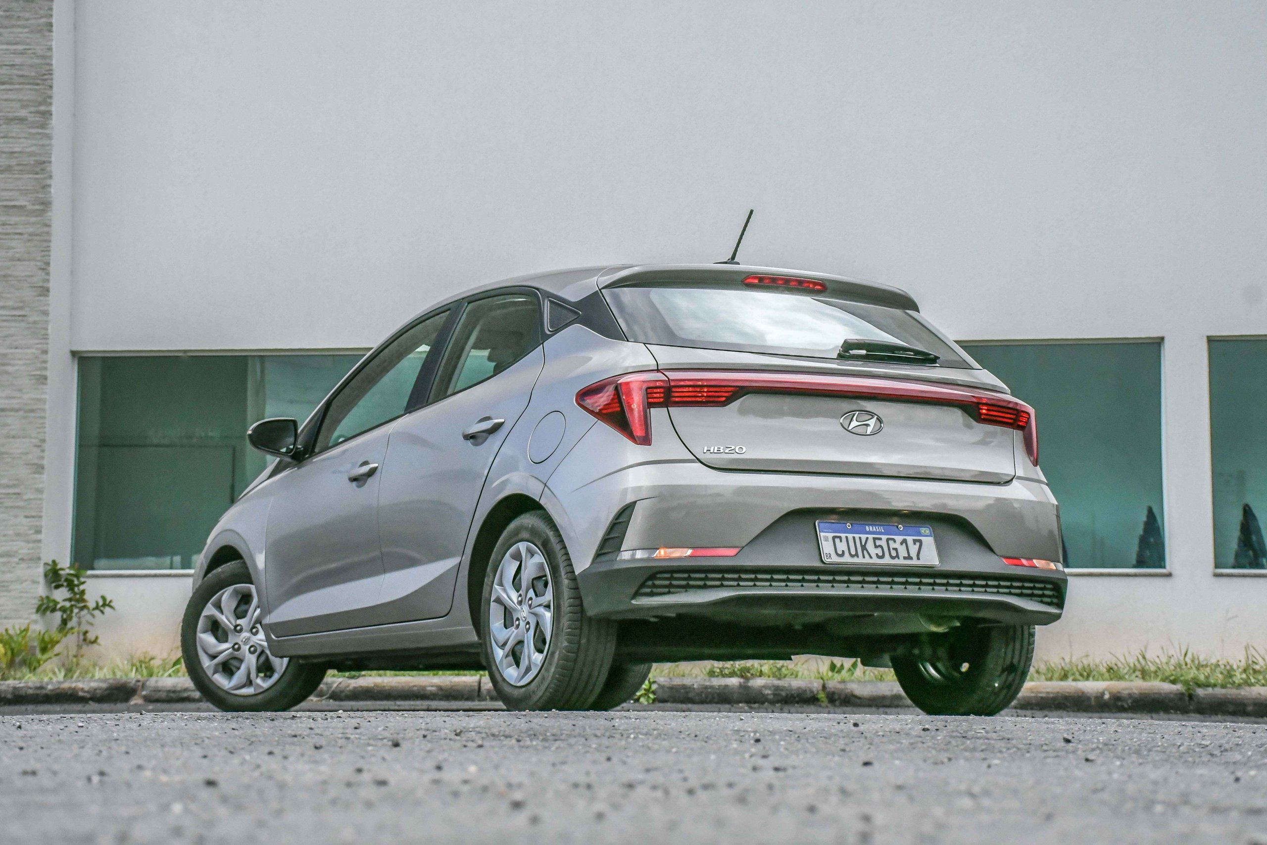 Hyundai Hb Despenca Nas Vendas Em Fevereiro E V Vw Polo Crescer