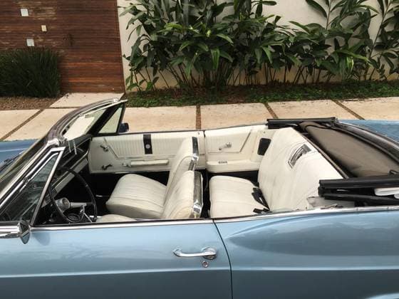 Carro 6.5 SEDAN V8 GASOLINA 4P AUTOMÁTICO