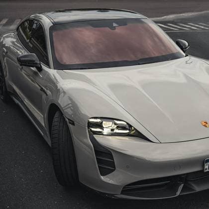 Carro GTS ELÉTRICO