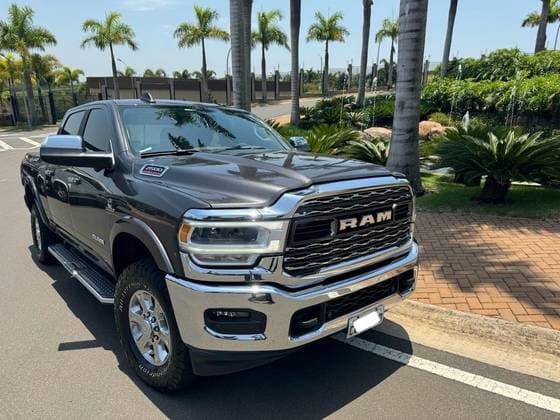 Carro 6.7 I6 TURBO DIESEL LARAMIE CD 4X4 AUTOMÁTICO