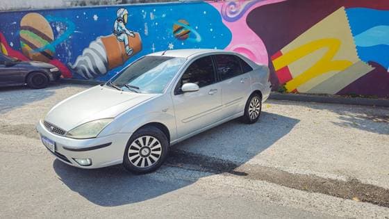 Carro 1.6 GLX SEDAN 8V GASOLINA 4P MANUAL