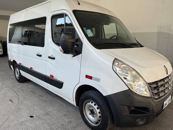 Carro 2.3 DCI DIESEL MINIBUS EXECUTIVE 16L L3H2 3P MANUAL