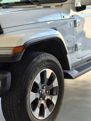 Carro 2.0 TURBO GASOLINA SAHARA 4P 4X4 AT8