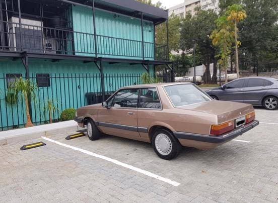 Carro 1.8 GHIA 8V ÁLCOOL 2P MANUAL