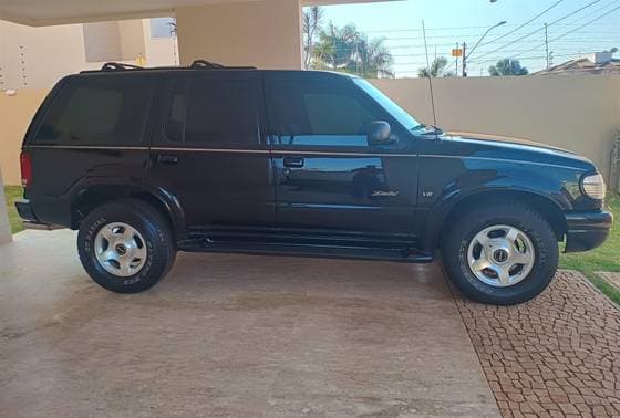 Carro 5.0 LIMITED 4X4 V8 GASOLINA 4P AUTOMÁTICO