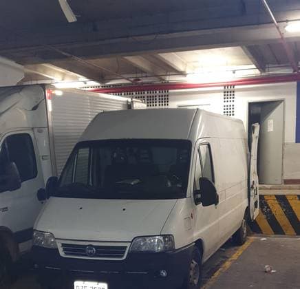 Carro 2.8 MAXICARGO 8V TURBO DIESEL 3P MANUAL