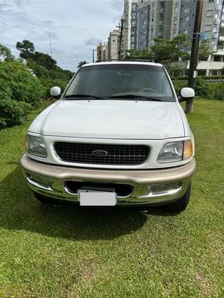 Carro 5.4 V8 TRITON GASOLINA XL CE 4X4 AUTOMÁTICO