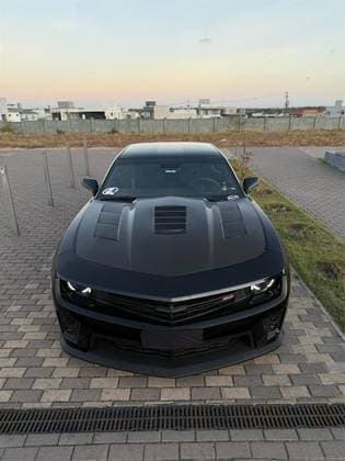 Carro 6.2 SS COUPÉ V8 GASOLINA 2P AUTOMÁTICO