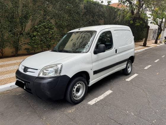 Carro 1.6 FURGÃO 800KG 16V FLEX 3P MANUAL