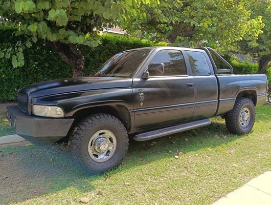 Carro 5.9 2500 4X2 CE GASOLINA 2P AUTOMÁTICO