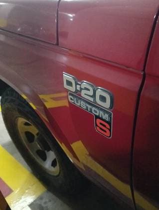 Carro 4.0 CUSTOM S CD 8V TURBO DIESEL 4P MANUAL