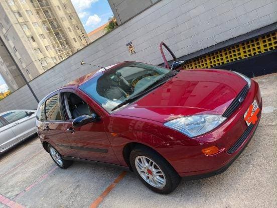 Carro 1.8 16V GASOLINA 4P MANUAL