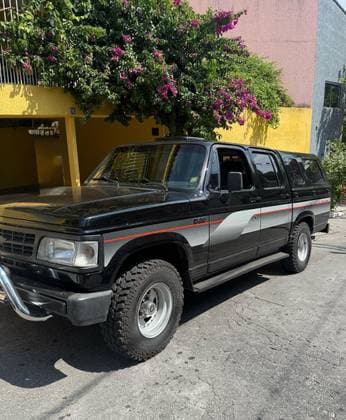 Carro 4.0 CUSTOM S CD 8V TURBO DIESEL 4P MANUAL