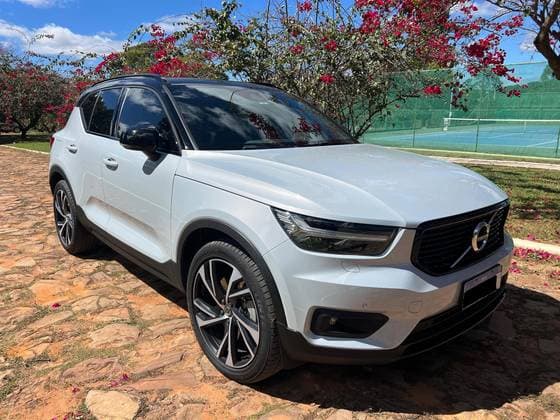 Carro 1.5 T5 RECHARGE R-DESIGN GEARTRONIC
