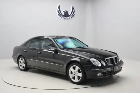 Carro 5.0 AVANTGARDE V8 GASOLINA 4P AUTOMÁTICO