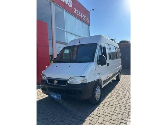 Carro 2.3 MINIBUS TETO BAIXO 8V TURBO DIESEL 3P MANUAL