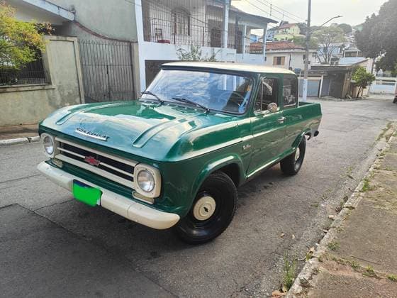 Carro GASOLINA 2P MANUAL