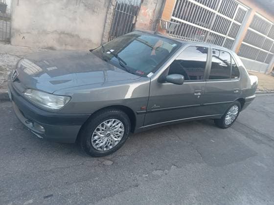 Carro 1.8 PASSION SEDAN 16V GASOLINA 4P MANUAL