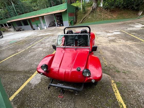 Carro 1.6 8V GASOLINA 2P MANUAL