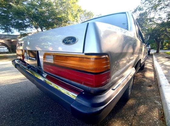 Carro 1.8 GLX 8V GASOLINA 2P MANUAL