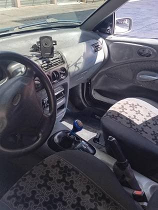 Carro 1.8 I GL 16V GASOLINA 4P MANUAL