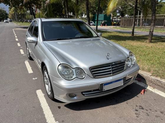 Carro 1.8 CLASSIC KOMPRESSOR 16V 143 CV GASOLINA 4P AUTOMÁTICO