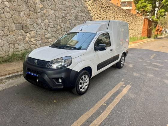 Carro 1.4 EVO FLEX BUSINESS PACK MANUAL