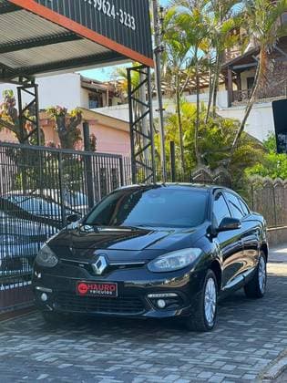 Carro 2.0 DYNAMIQUE PLUS 16V FLEX 4P AUTOMÁTICO