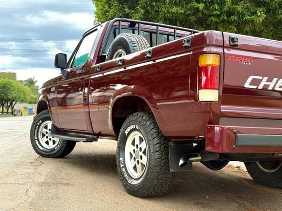 Carro 4.0 CONQUEST CS 8V DIESEL 2P MANUAL