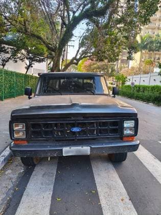 Carro 3.9 SUPER SÉRIE 4X2 CS 8V TURBO DIESEL 2P MANUAL