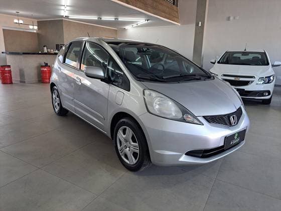 Carro 1.4 DX 16V FLEX 4P MANUAL