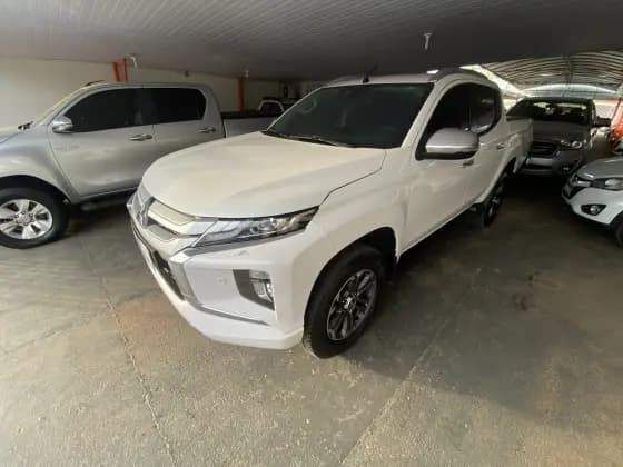 Carro 2.4 16V TURBO DIESEL SPORT HPE-S CD 4P 4X4 AUTOMÁTICO