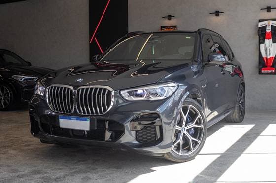 Carro 3.0 I6 TURBO HÍBRIDO XDRIVE45E M SPORT AUTOMÁTICO