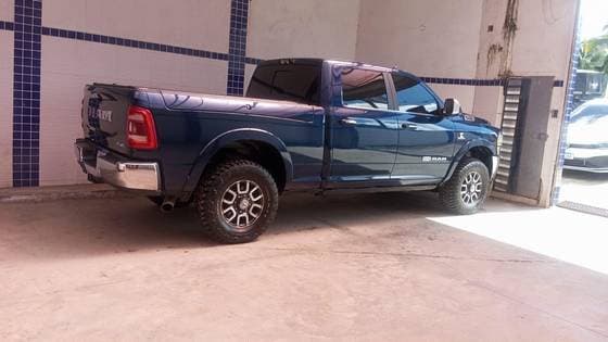 Carro 6.7 I6 TURBO DIESEL LIMITED LONGHORN CD 4X4 AUTOMÁTICO