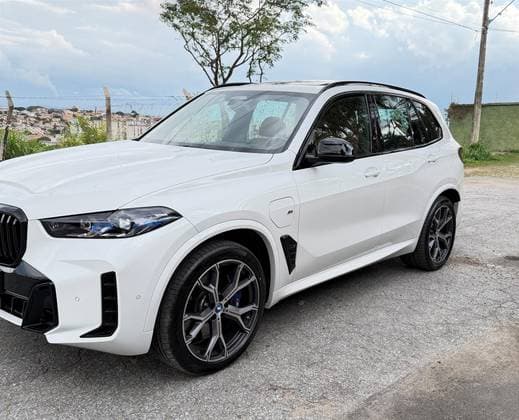 Carro 3.0 I6 TURBO HÍBRIDO XDRIVE50E M SPORT AUTOMÁTICO