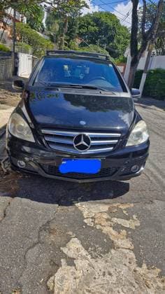 Carro 1.7 COMFORT 8V GASOLINA 4P AUTOMÁTICO