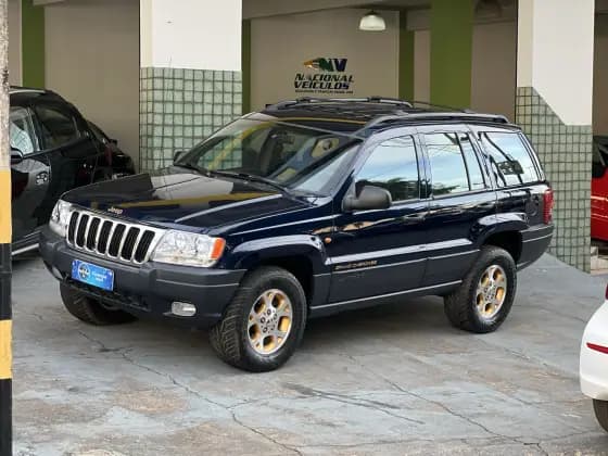 Carro 4.0 LAREDO 4X4 6I 12V GASOLINA 4P AUTOMÁTICO