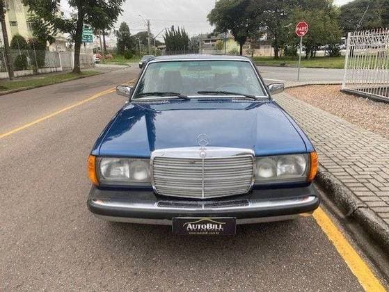Carro 2.8 6 CILINDROS GASOLINA MANUAL