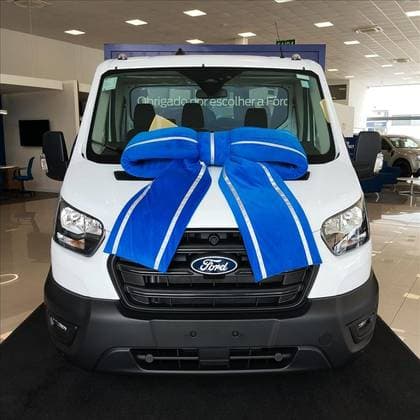 Carro 2.0 ECOBLUE DIESEL CHASSIS L4H1 350E MANUAL