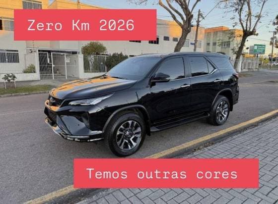 Carro 2.8 D-4D TURBO DIESEL SRX PLATINUM 7L 4X4 AUTOMÁTICO