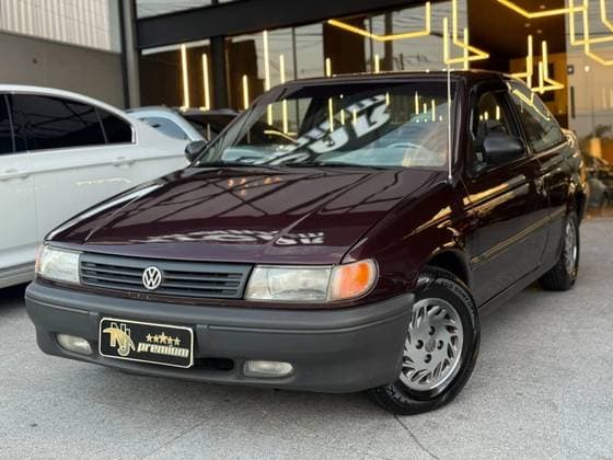 Carro 1.8 GLS 8V ÁLCOOL 2P MANUAL