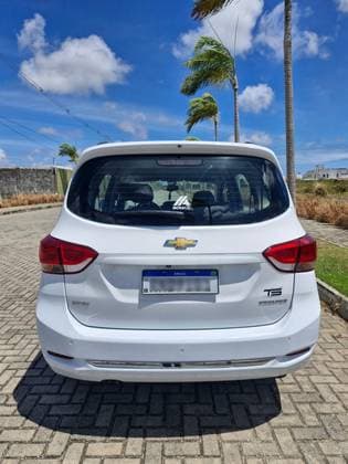 Carro 1.8 PREMIER 8V FLEX 4P AUTOMÁTICO