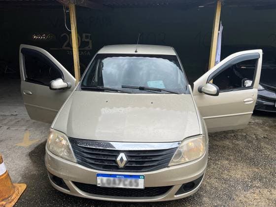 Carro 1.6 EXPRESSION 8V FLEX 4P MANUAL