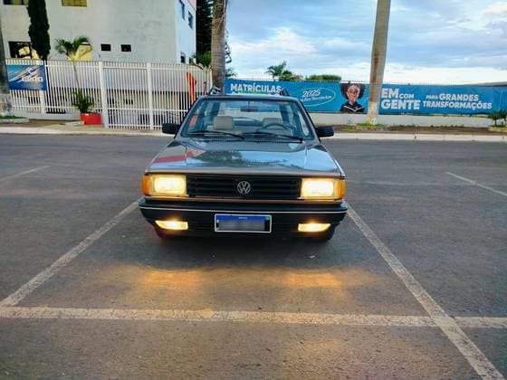 Carro 1.8 GL 8V GASOLINA 2P MANUAL