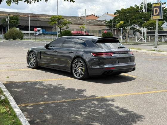 Carro 2.9 V6 E-HYBRID 4 SPORT TURISMO PDK