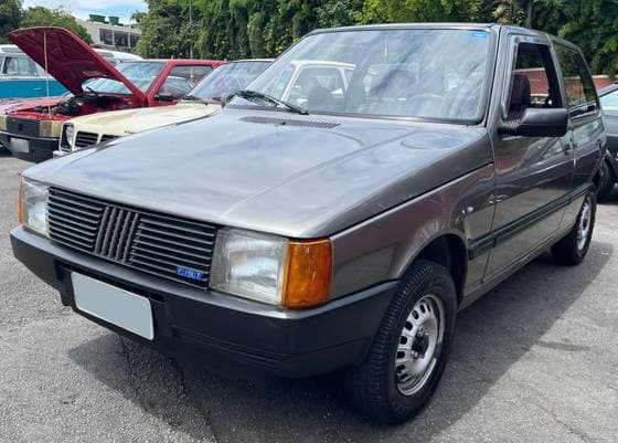 Carro 1.0 MILLE BRIO 8V GASOLINA 2P MANUAL