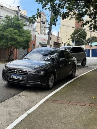 Carro 2.0 TFSI AMBIENTE 183CV GASOLINA 4P MULTITRONIC