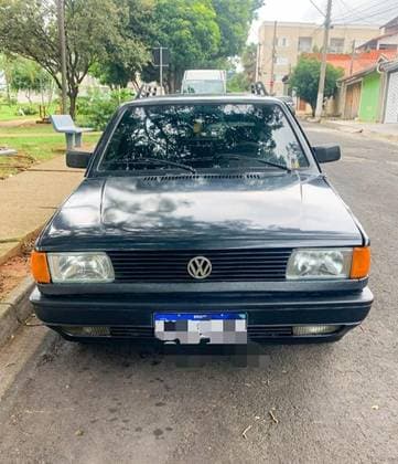 Carro 1.8 GL 8V GASOLINA 2P MANUAL