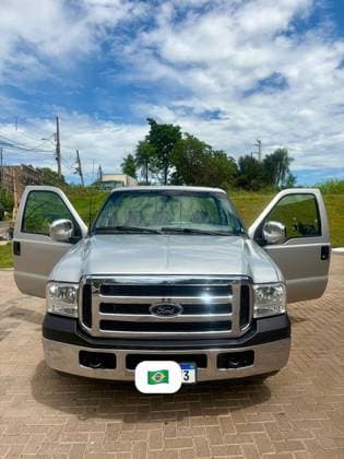 Carro 3.9 XLT 4X2 CS DIESEL 2P MANUAL