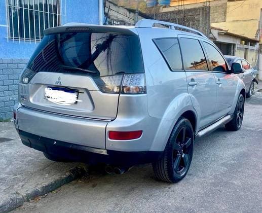Carro 3.0 4X4 V6 24V GASOLINA 4P AUTOMÁTICO